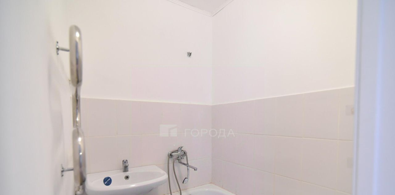 квартира г Барнаул р-н Индустриальный ул Новосибирская 38к/2 фото 6