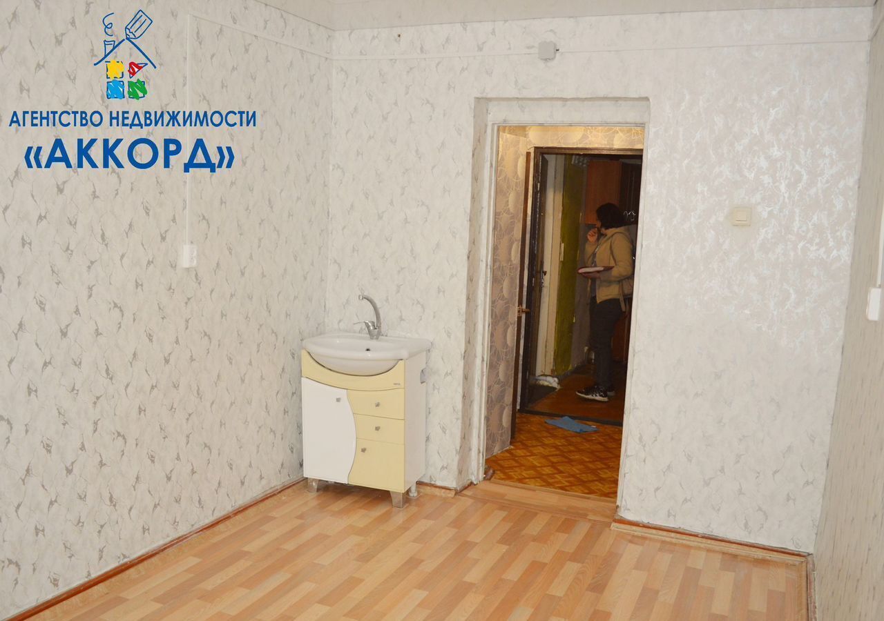 комната г Барнаул р-н Ленинский ул Эмилии Алексеевой 90 фото 4
