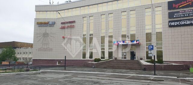 р-н Кировский пр-кт Комарова 2/2 Кировский АО фото