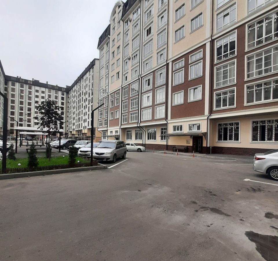 квартира г Нальчик Горная ул Тлостанова 28 ЖК «Лазурный» фото 1