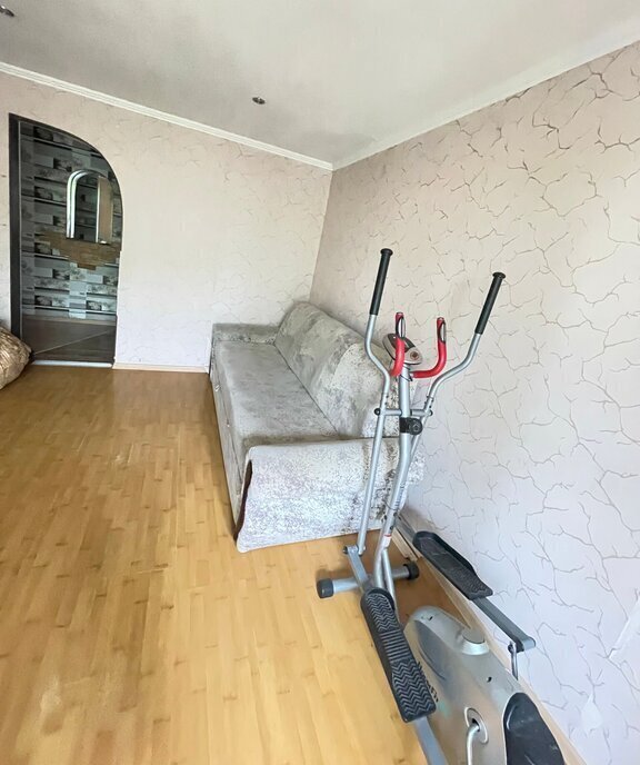 квартира г Уссурийск ул Штабского 23 фото 6