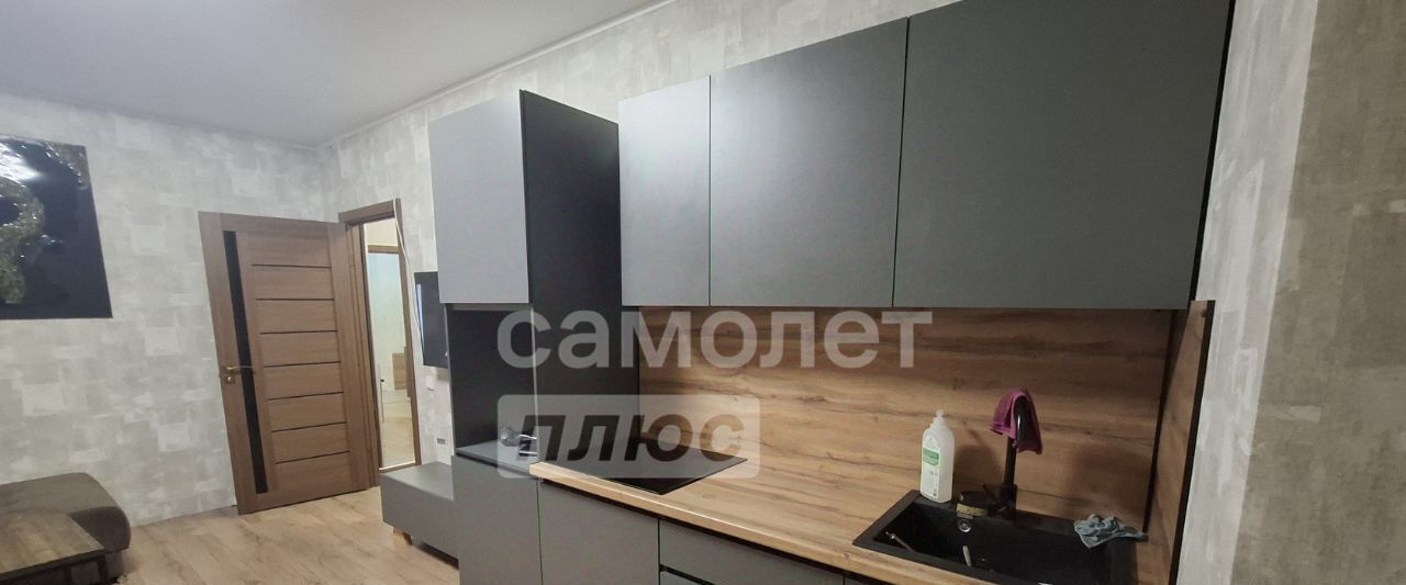 квартира г Набережные Челны р-н Автозаводский пр-кт Московский 130г фото 2
