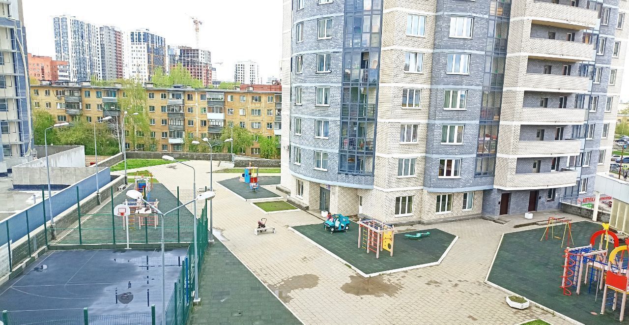 квартира г Екатеринбург р-н Железнодорожный ул Пехотинцев 4к/2 фото 19