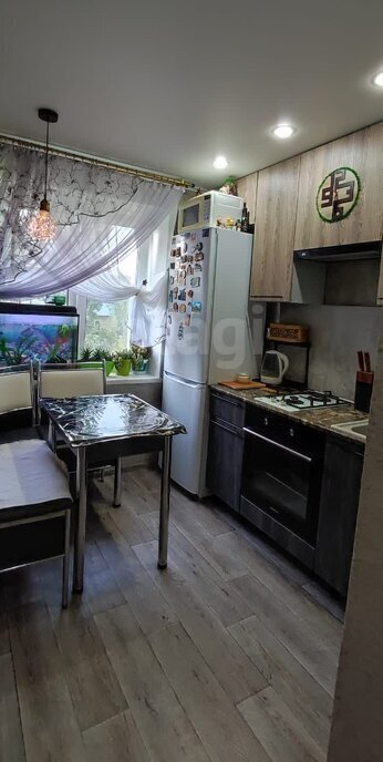 квартира г Саратов р-н Заводской ул Ростовская 38 фото 5