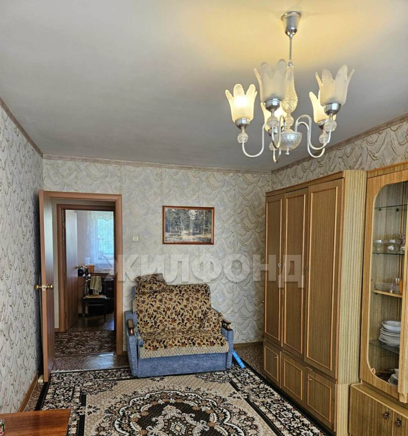квартира г Тольятти р-н Автозаводский 6-й квартал пр-кт Московский 51 м-н фото 4