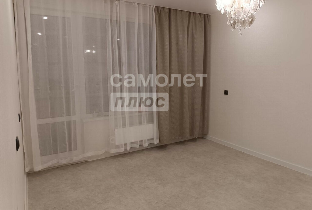 квартира г Тольятти р-н Автозаводский 12 квартал 12-й квартал б-р Гая 10 фото 4