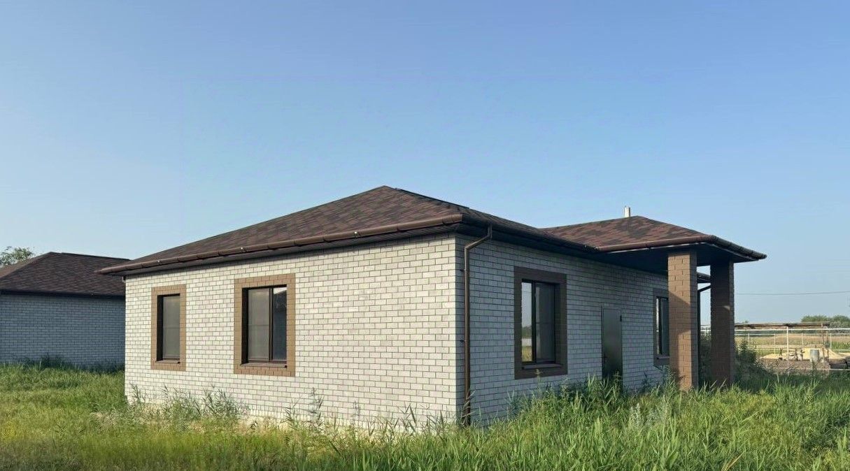 дом р-н Среднеахтубинский г Краснослободск ул Просторная 37 фото 3
