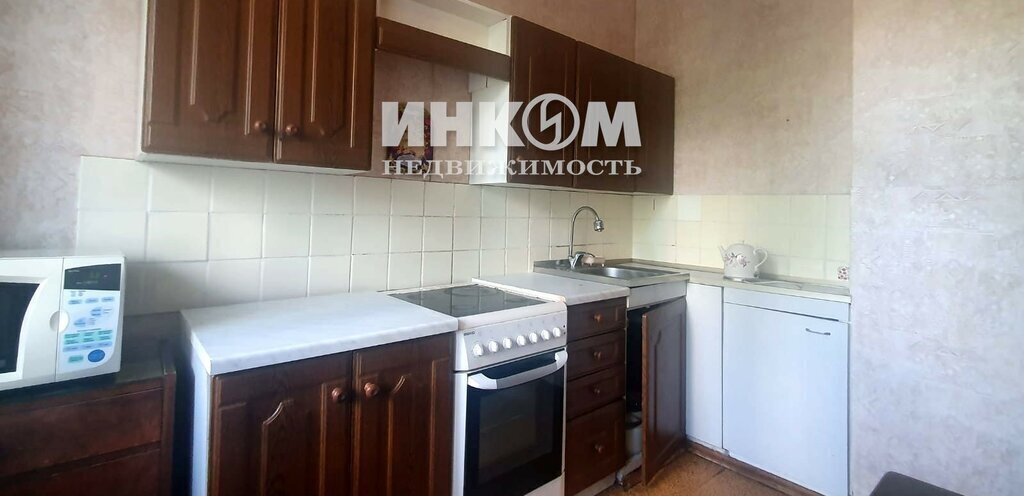 квартира г Москва метро Чертановская р-н мкр Северное Чертаново Чертаново Северное 8к 832, ЮАО фото 2