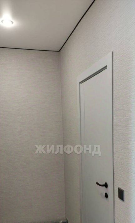 квартира г Новосибирск Маршала Покрышкина ул Писарева 125 фото 4