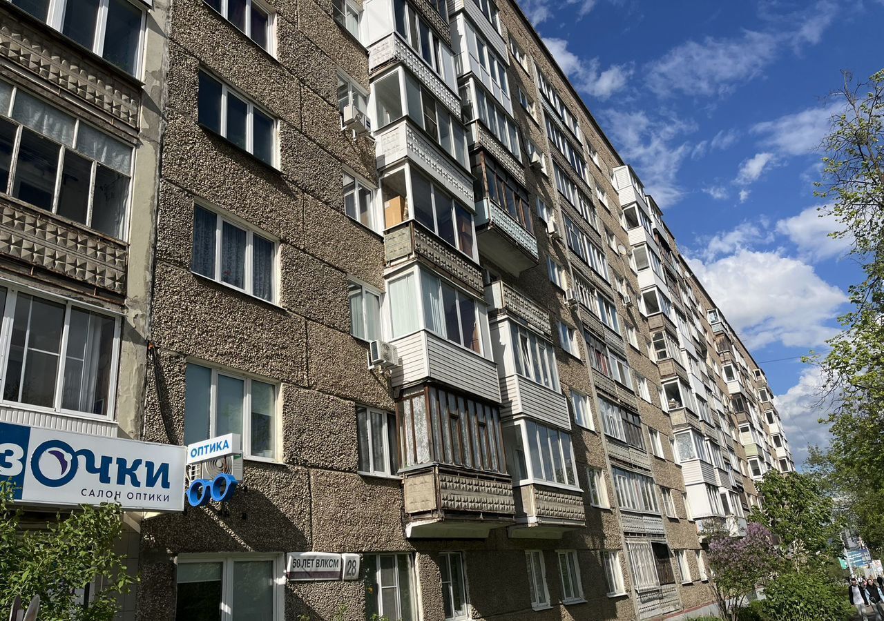 квартира г Ижевск р-н Октябрьский Северо-Западный ул им 50-летия ВЛКСМ 28 фото 1