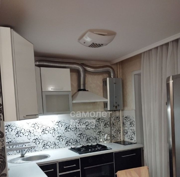 квартира г Курск р-н Центральный ул Карла Маркса 72к/4 фото 2