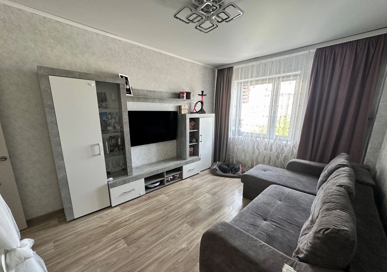 квартира г Старый Оскол мкр-н Дубрава, квартал 1, 22 фото 10