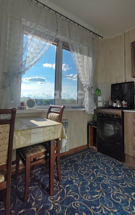 квартира г Волгоград р-н Дзержинский мкр Жилгородок ул Танкистов 1 фото 1