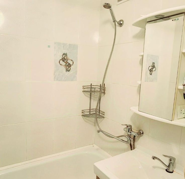квартира г Колпино ул Ижорского Батальона 14 Шушары фото 9