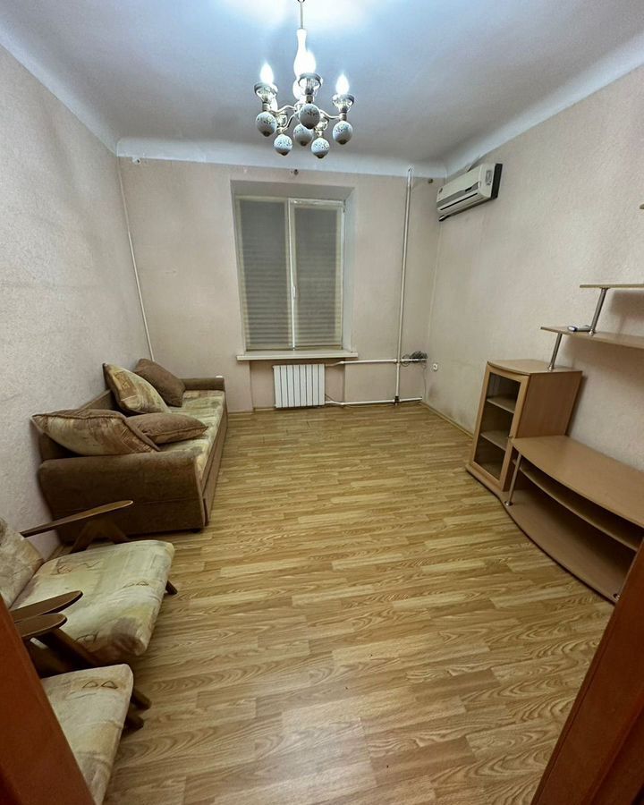 квартира г Волгоград р-н Центральный ул Коммунистическая 6 фото 2