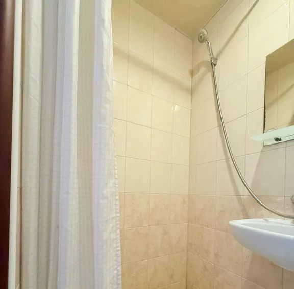 комната г Сочи р-н Адлерский Сириус пгт, ул. Листопадная, 34 фото 4