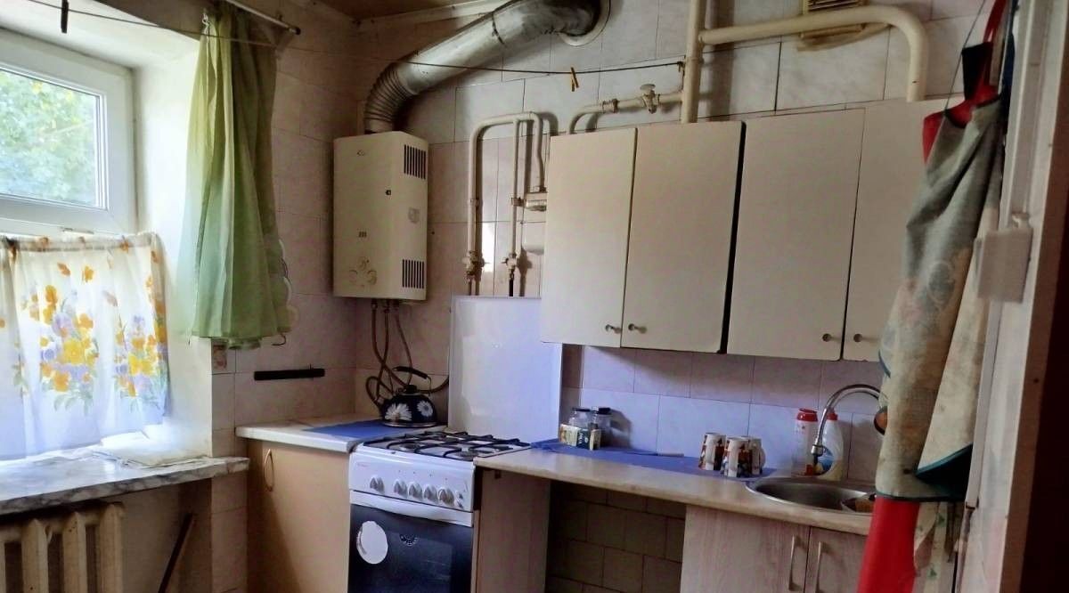 квартира г Каменск-Шахтинский пер Коммунистический 69 фото 6