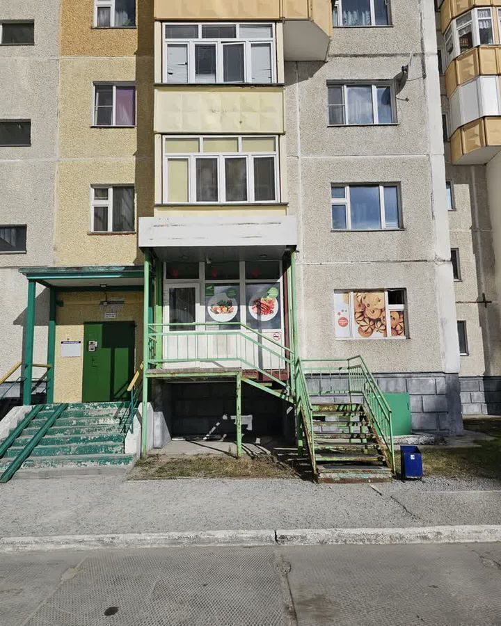 торговое помещение г Сургут р-н Центральный пр-кт Набережный 17 Тюменская обл. фото 17