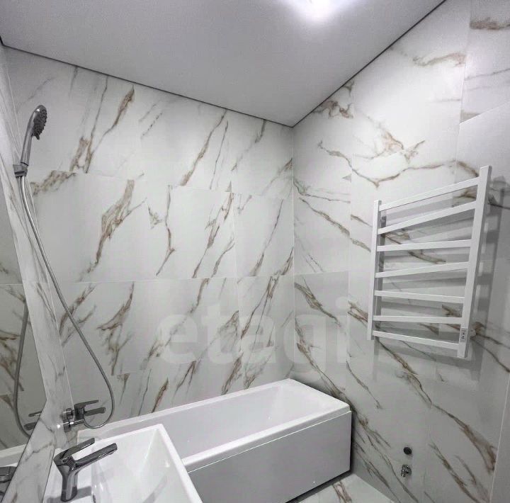 квартира г Курск р-н Сеймский ул Энгельса 158к/2 фото 2