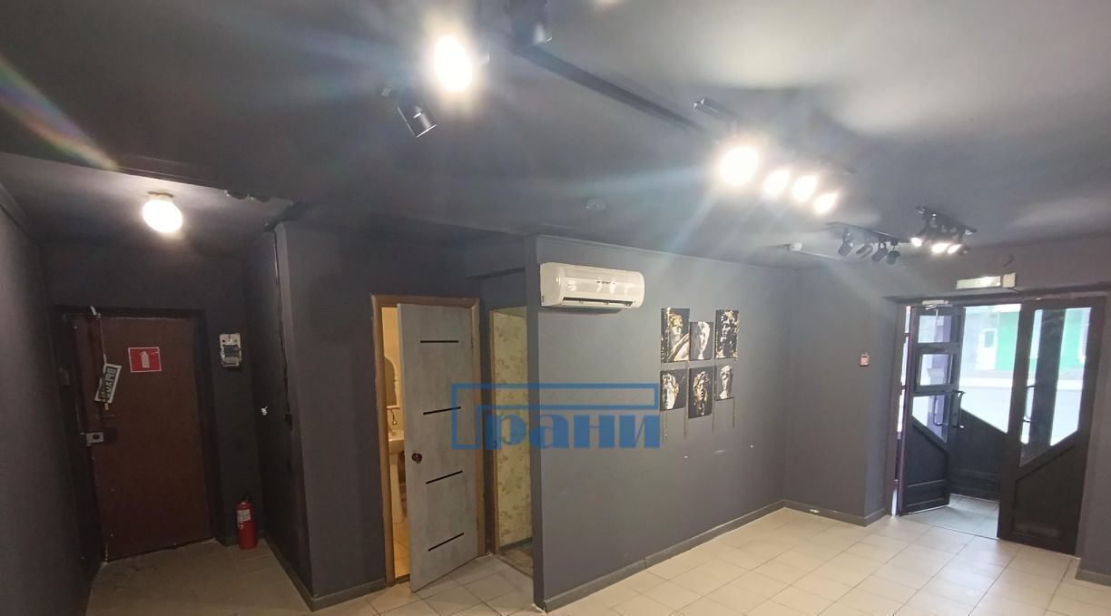 торговое помещение г Курск р-н Центральный ул Радищева 106 фото 6