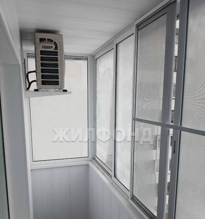 квартира г Кемерово р-н Заводский ФПК пр-кт Молодежный 15 м-н фото 8