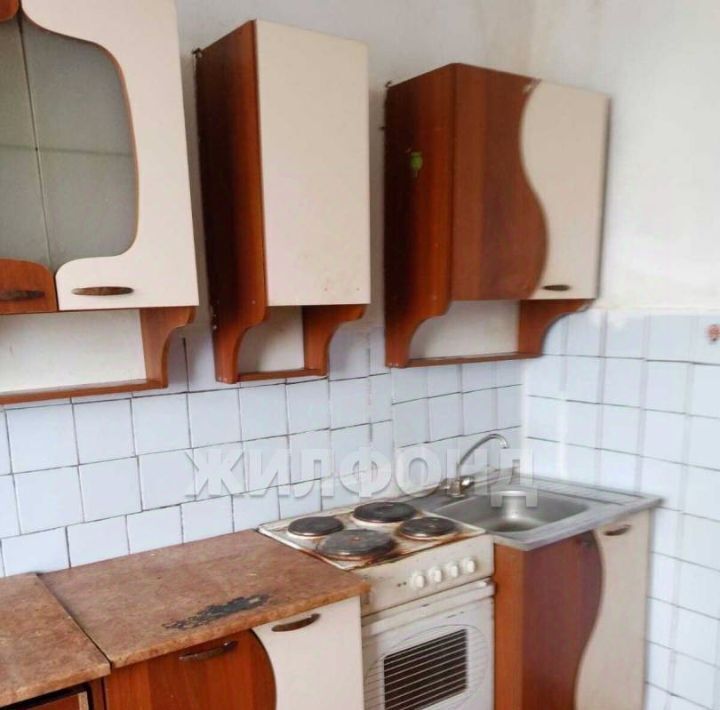 квартира г Кемерово р-н Кировский ул Халтурина 23а фото 1