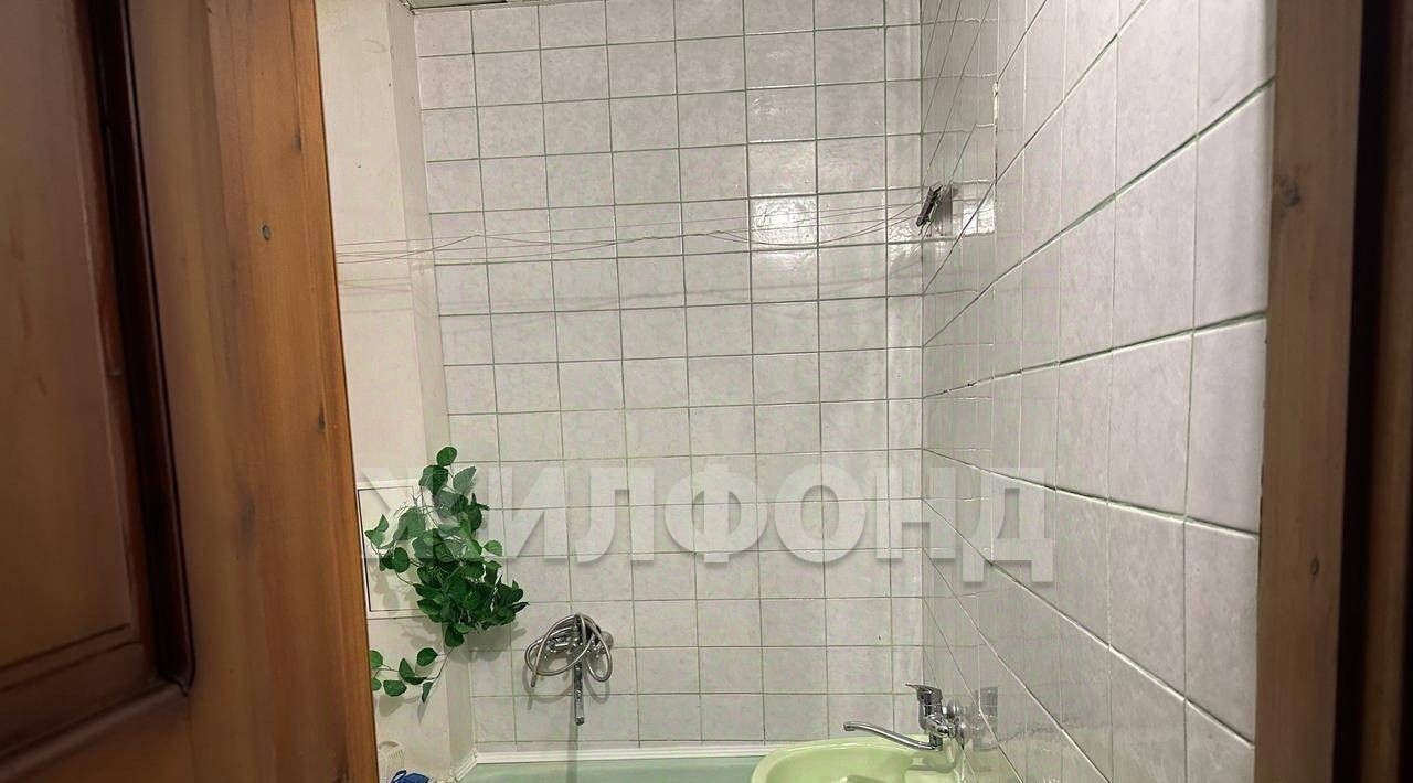 квартира г Кемерово р-н Кировский ул Севастопольская 3 фото 6