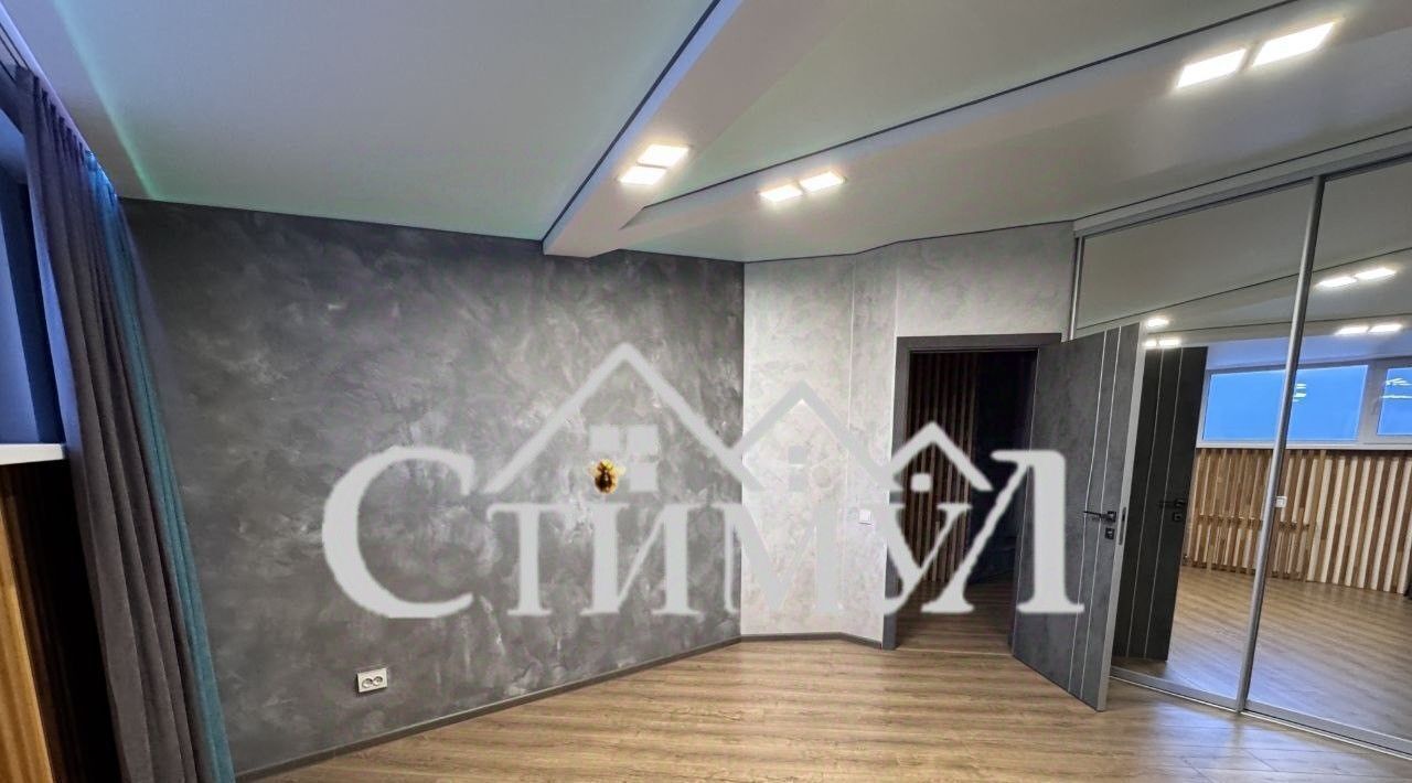 квартира г Абакан ул Стофато 10б фото 8