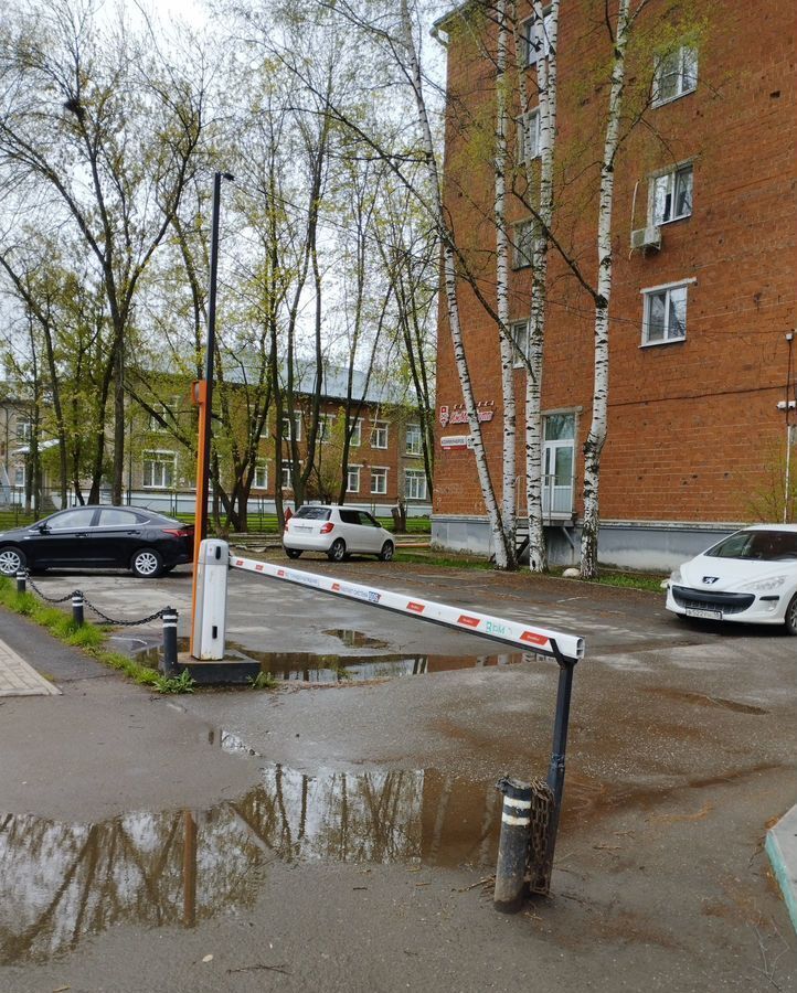 квартира г Ижевск р-н Октябрьский ул Коммунаров 319 фото 2