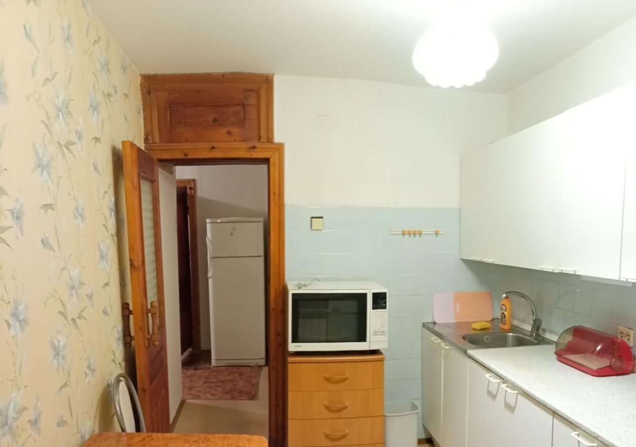 квартира г Тюмень р-н Калининский ул Белинского 1 фото 2