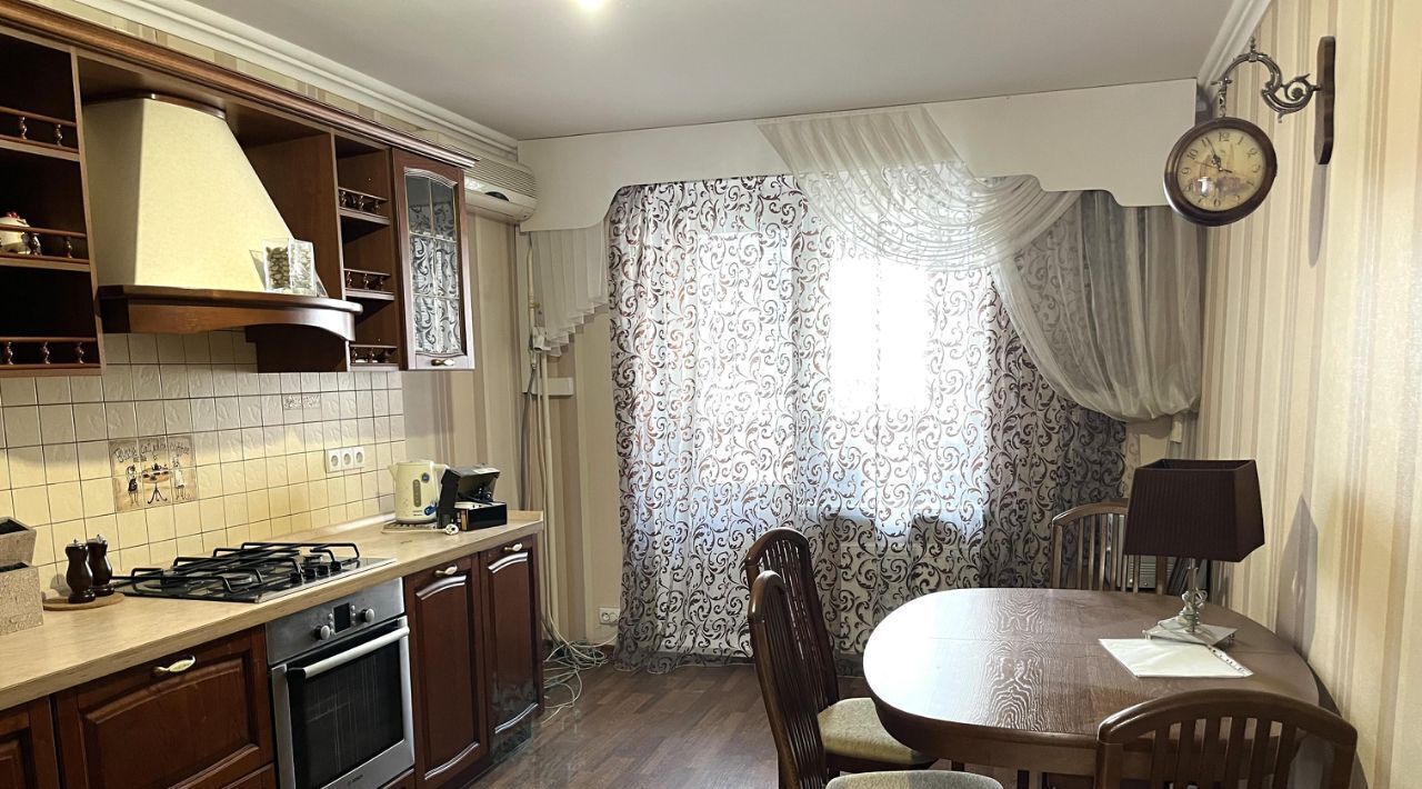 квартира г Энгельс ул Тельмана 150/3 фото 2
