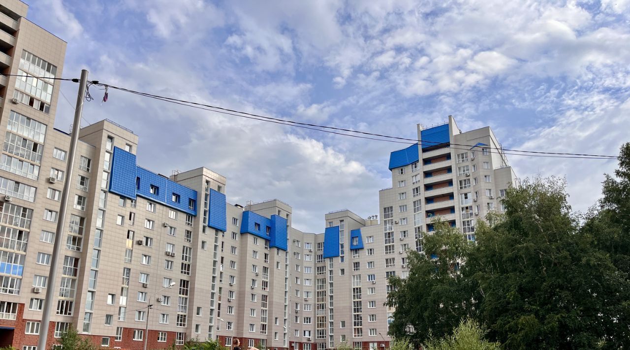 квартира г Омск р-н Кировский пр-кт Комарова 21к/2 фото 1