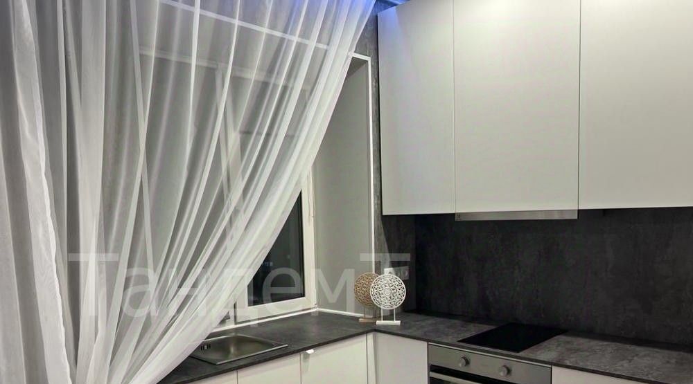 квартира г Омск р-н Центральный пр-кт Карла Маркса 26 фото 1