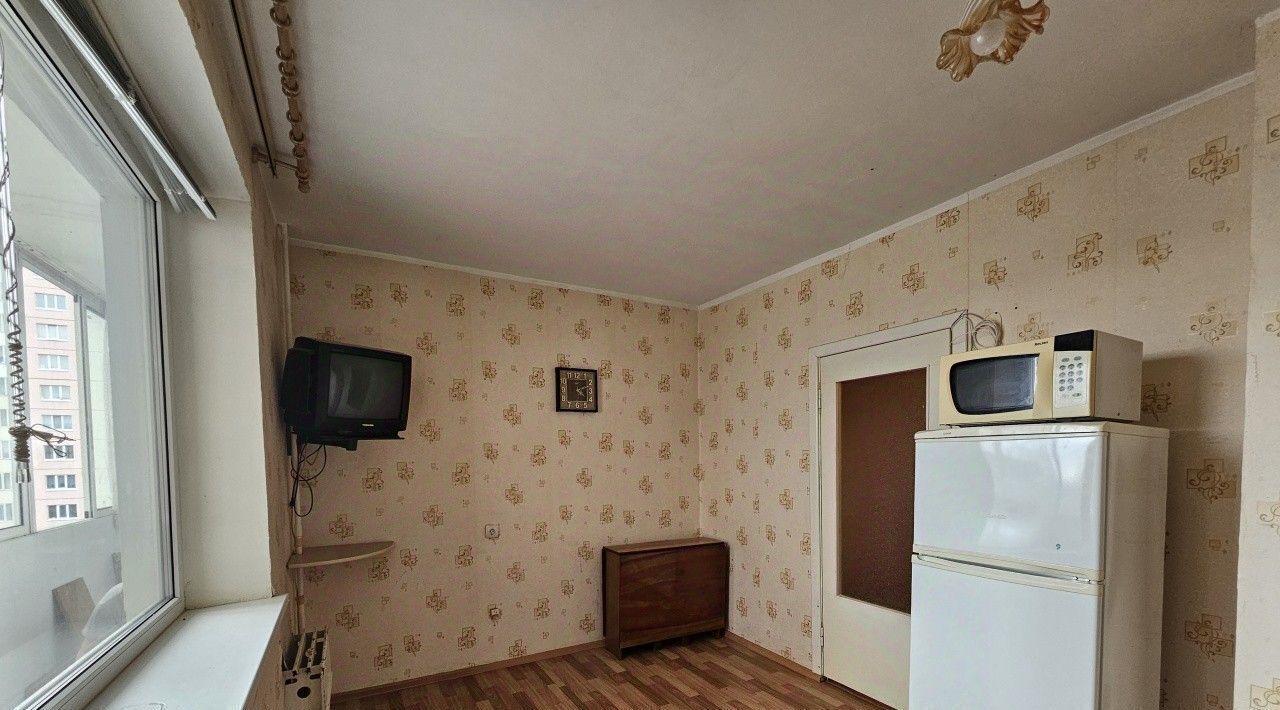 квартира г Пермь р-н Орджоникидзевский ул Делегатская 45 фото 2