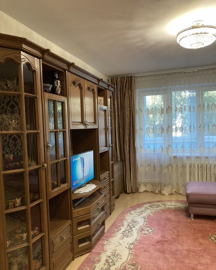 квартира г Волгоград мкр Ангарский р-н Дзержинский ул им. Тургенева 10а фото 1