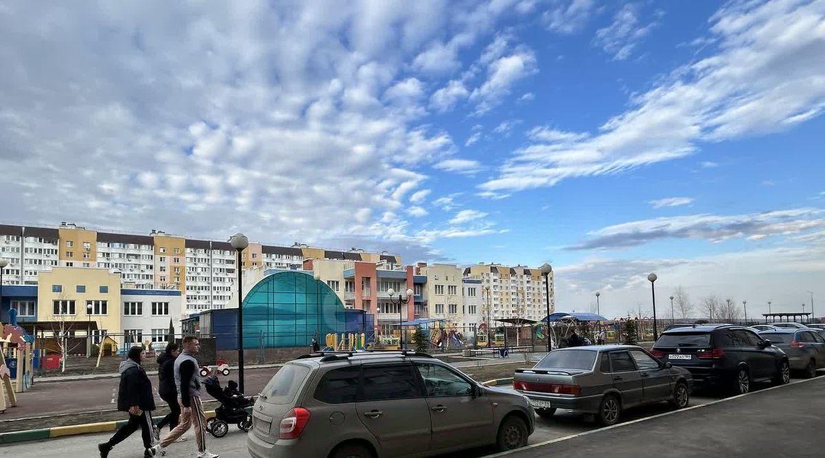 квартира г Саратов р-н Кировский ул им Лисина С.П. 14а фото 32