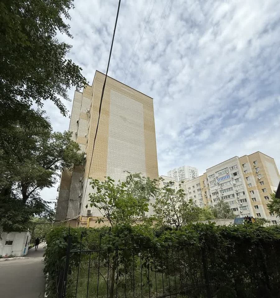 квартира г Саратов р-н Фрунзенский ул Шелковичная 64/66 фото 33
