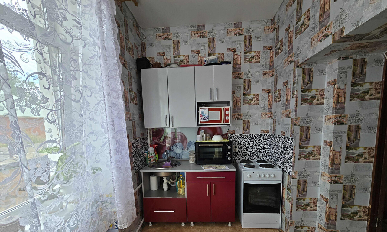 квартира р-н Ишимбайский г Ишимбай ул Стахановская 56а фото 1