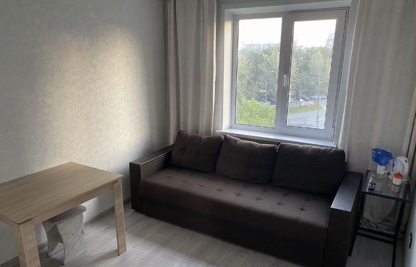 комната г Екатеринбург р-н Кировский ул. Новгородцевой, 37к 2 фото 1