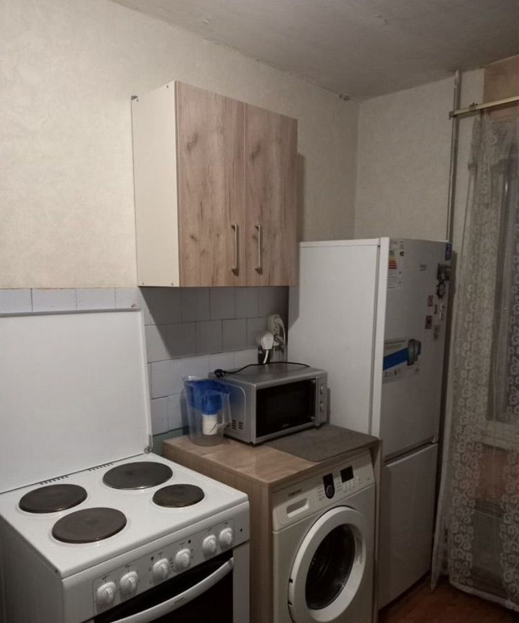 комната г Екатеринбург р-н Кировский ул. Новгородцевой, 37к 2 фото 4