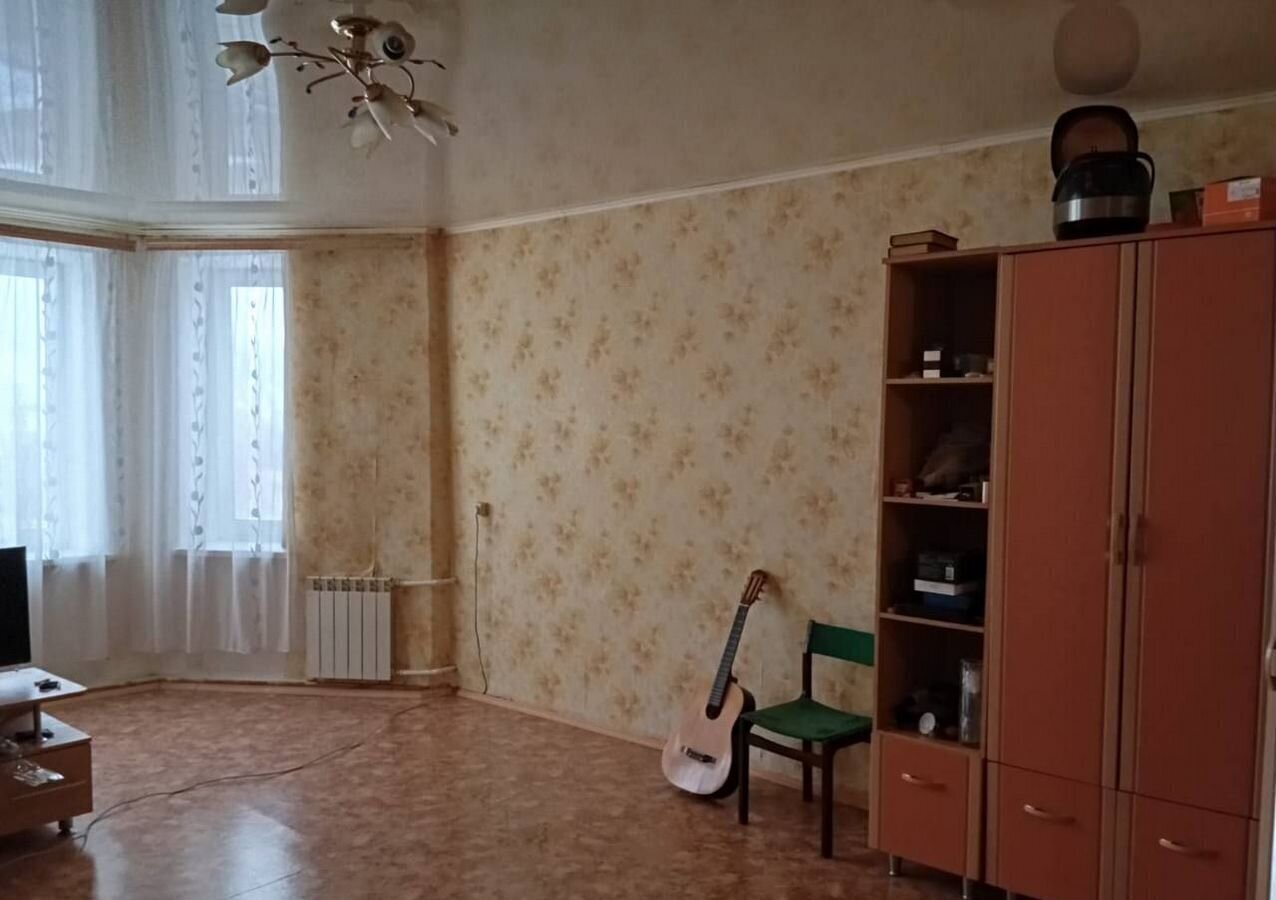 квартира р-н Саткинский г Сатка ул Калинина 47 фото 1