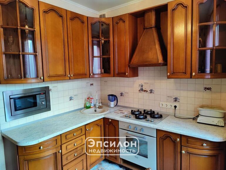 квартира г Курск р-н Центральный ул Володарского 44 фото 1