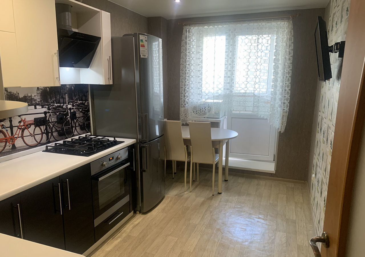 квартира г Саратов р-н Кировский Солнечный 2 ул им Зыбина П.М. 8 фото 4