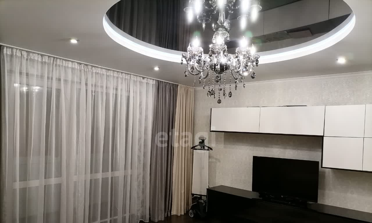 квартира г Ачинск мкр 8-й 10 фото 2