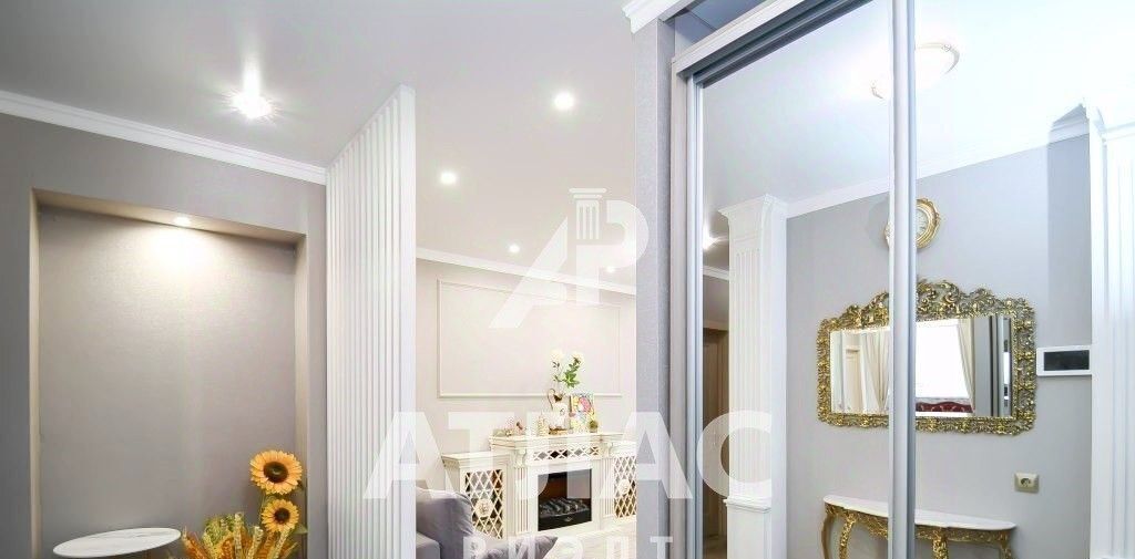 квартира г Омск р-н Октябрьский пр-кт Космический 20к/7 фото 15