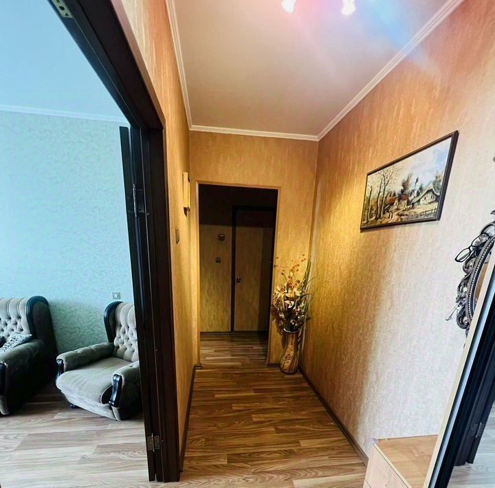 квартира г Омск р-н Кировский ул Дианова 24 фото 8