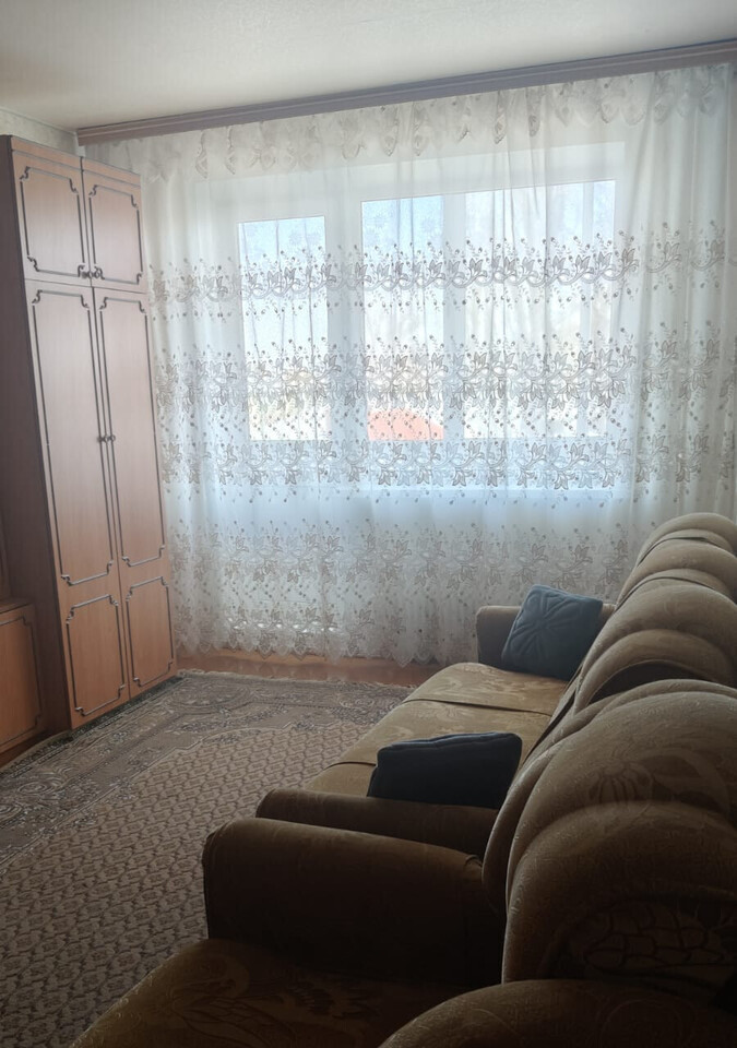 квартира р-н Бобровский г Бобров ул им.Калинина 158 фото 1