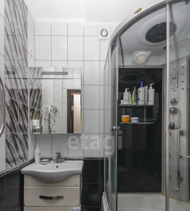 квартира г Омск р-н Кировский ул Мельничная 87/4 фото 15