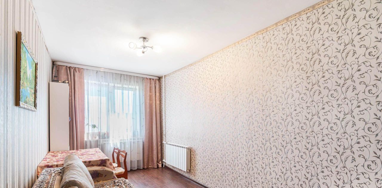 квартира г Омск р-н Кировский ул Дмитриева 4к/2 фото 6