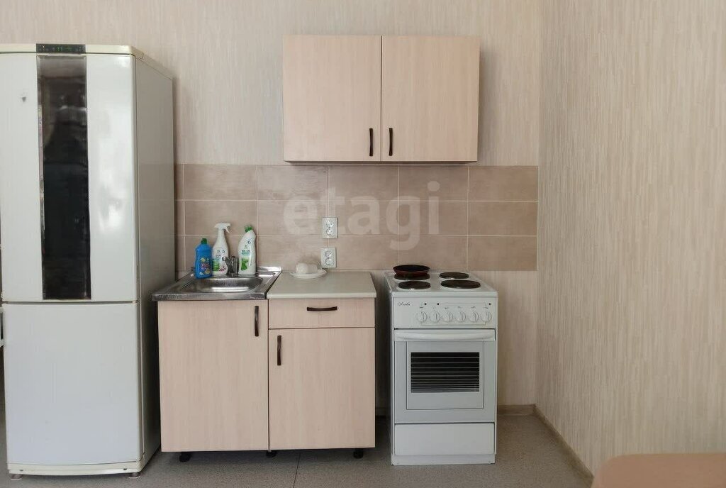 квартира г Челябинск ул Генерала Мартынова 2 фото 2